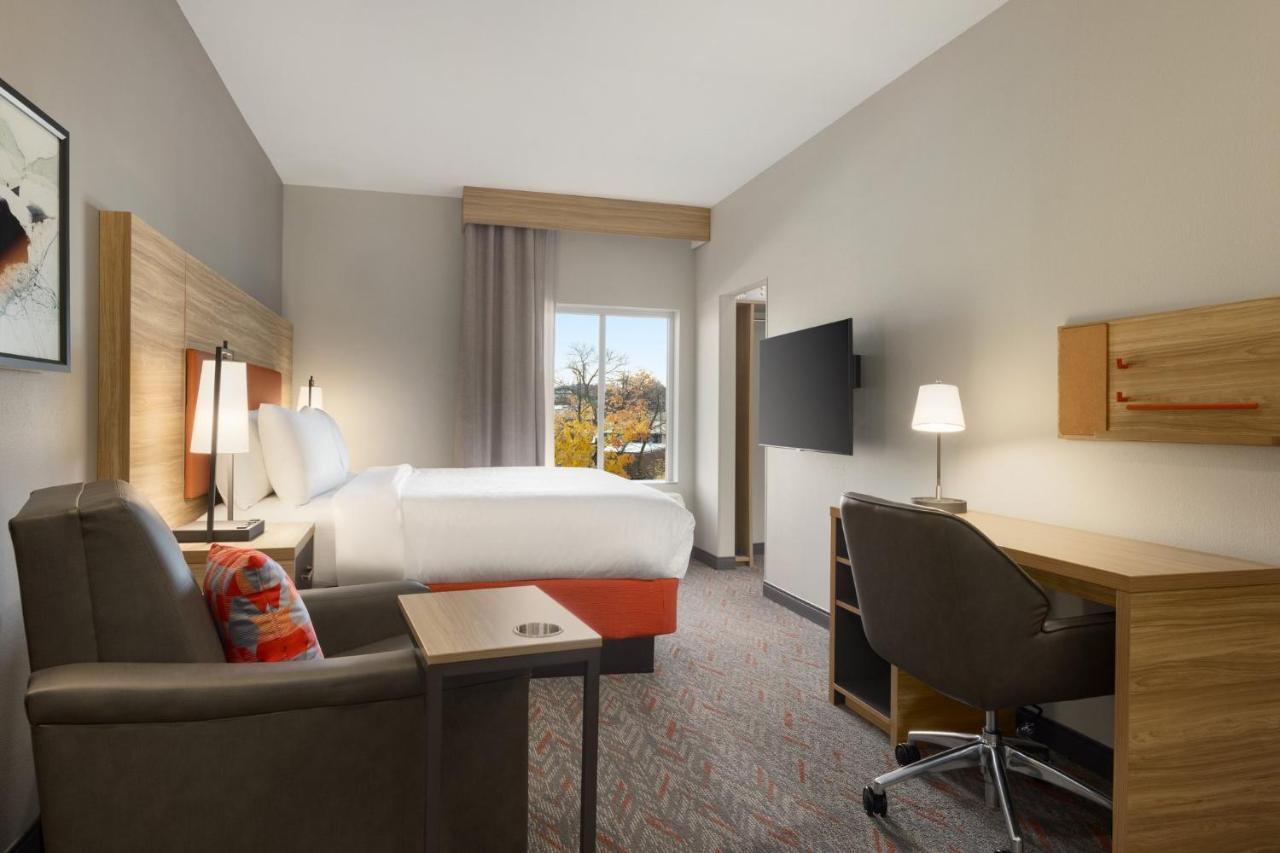 Candlewood Suites Deer Park By Ihg Dış mekan fotoğraf