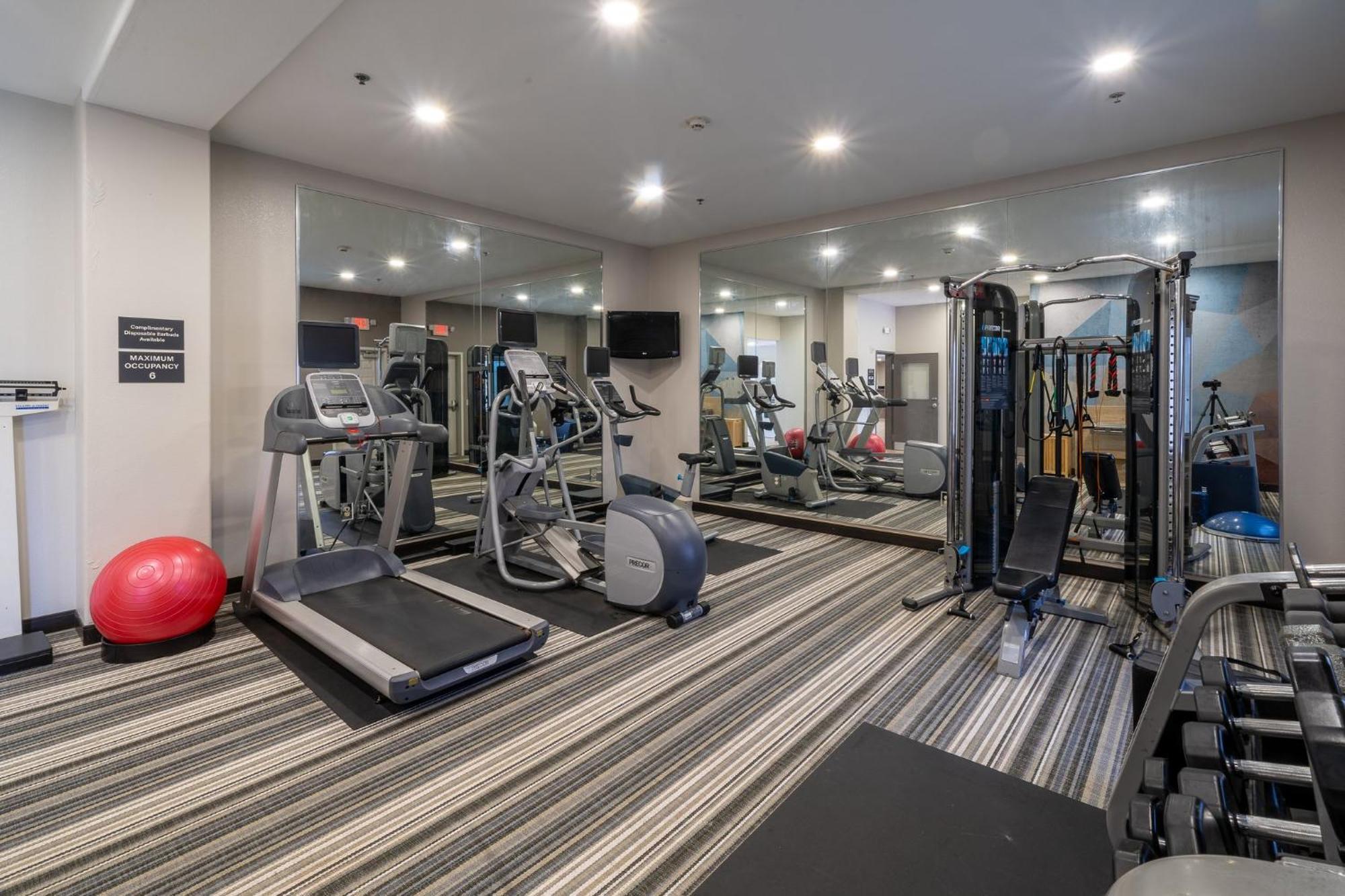 Candlewood Suites Deer Park By Ihg Dış mekan fotoğraf