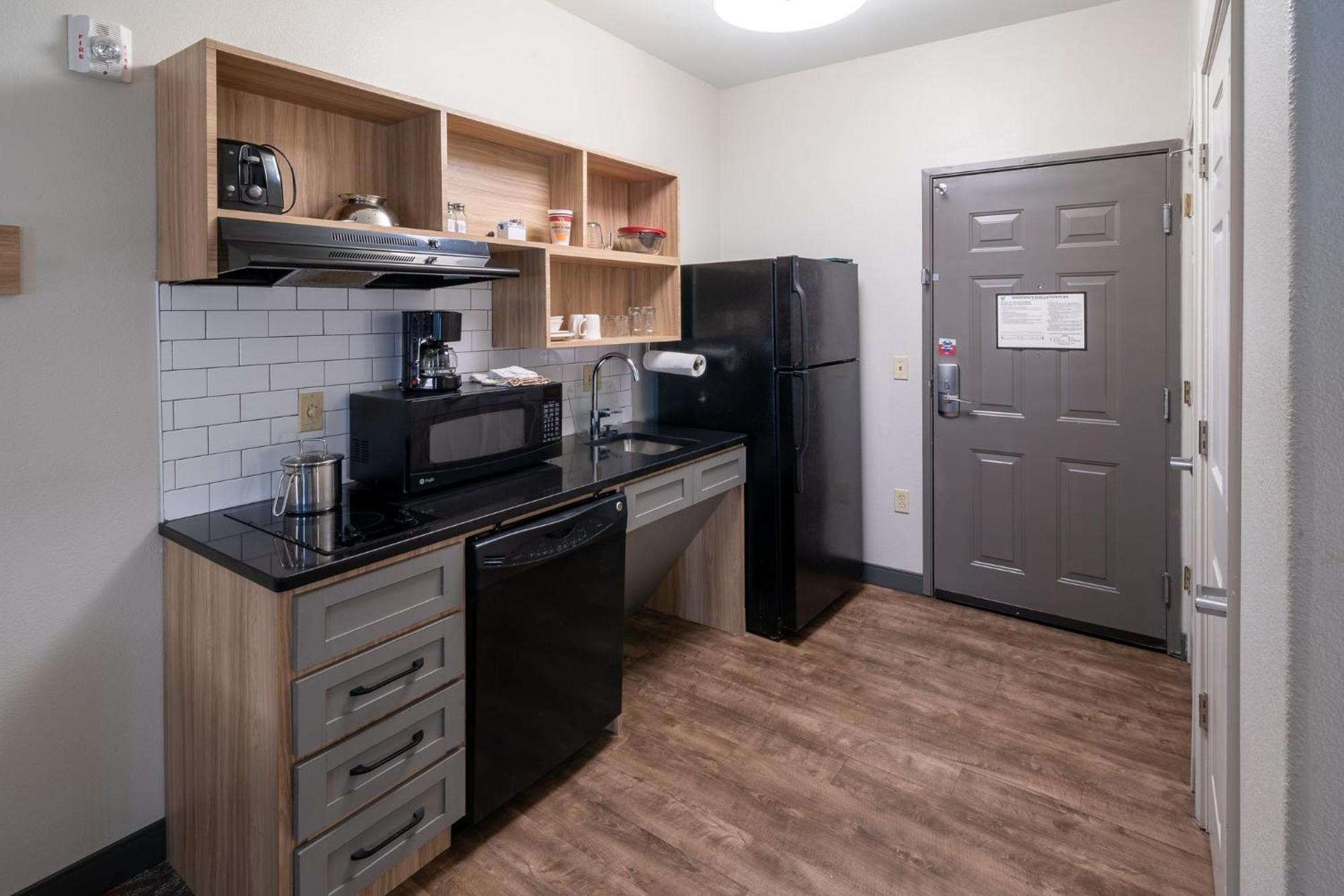 Candlewood Suites Deer Park By Ihg Dış mekan fotoğraf