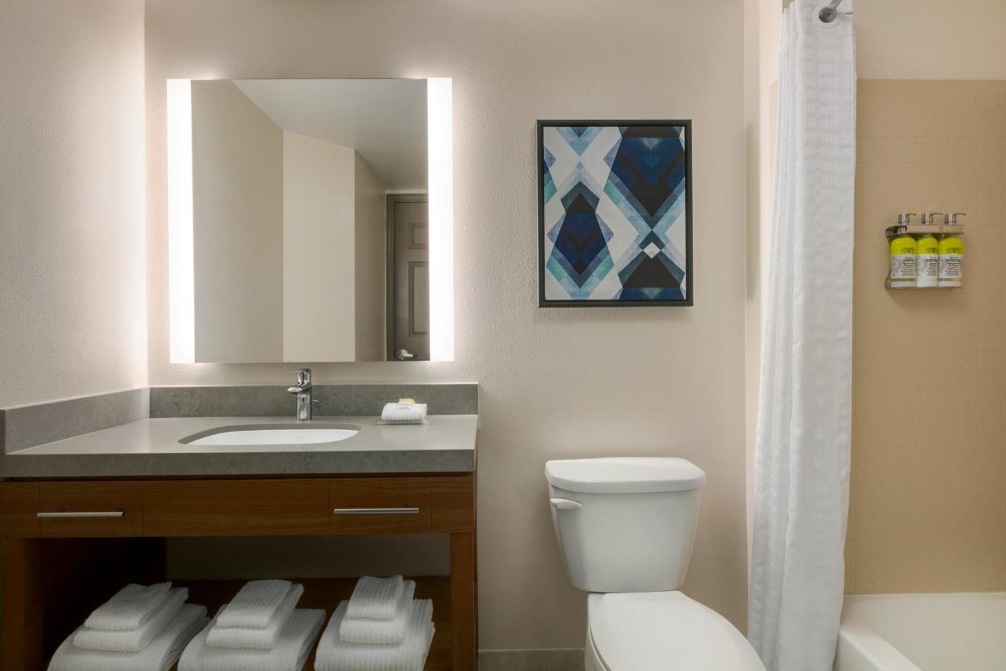 Candlewood Suites Deer Park By Ihg Dış mekan fotoğraf